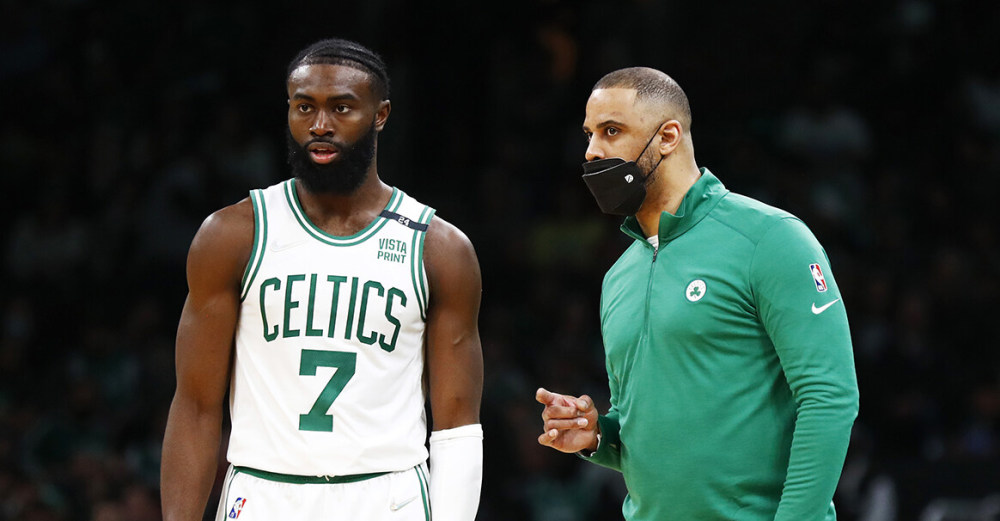 北京国安训练开放日，赛后更衣室发声引欢呼，NBA常规赛在即，轮换策略成焦点的简单介绍