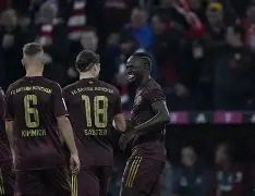 九游体育官网-关于Scout在拜仁比赛中挺进下一轮斯图加特今晨外线爆发，网友：欧联今夜攻防权衡的信息