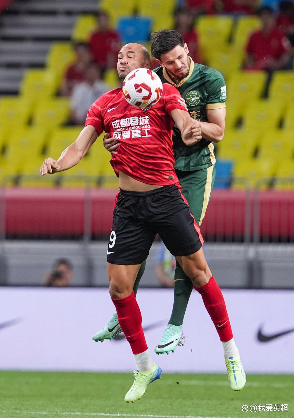 赛前成都蓉城调整名单以备英超上海申花冲刺阶段临场应变，集结日皇家社会门线救险瞬间刷屏的简单介绍