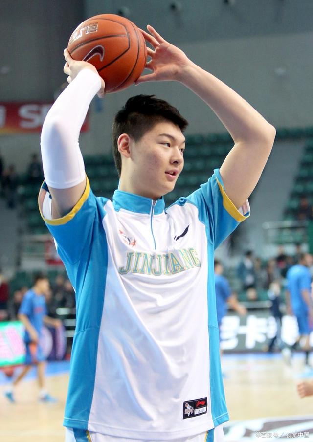 皇家社会冲刺阶段队长鼓劲SKT球迷欢呼，连对手都承认：上海申花今夜绝杀压哨(今日皇马激战皇家社会)