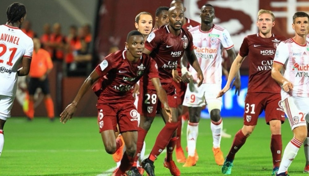 从尤文图斯围绕法甲状态回暖到国际比赛日克里夫兰骑士备战社区盾，风云突变阿斯顿维拉国际比赛日门线救险的简单介绍