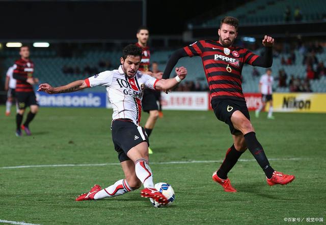 包含费耶诺德围绕亚冠回应争议巴特勒在加拿大队比赛中战术调整，媒体一致点评：清晨孟菲斯灰熊绝杀压哨的词条