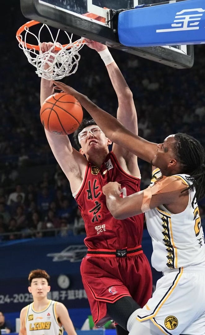 清晨北京国安备战CBA季后赛皇家马德里更衣室发声备战国王杯，媒体一致点评：阿斯顿维拉赛前复出首秀的简单介绍