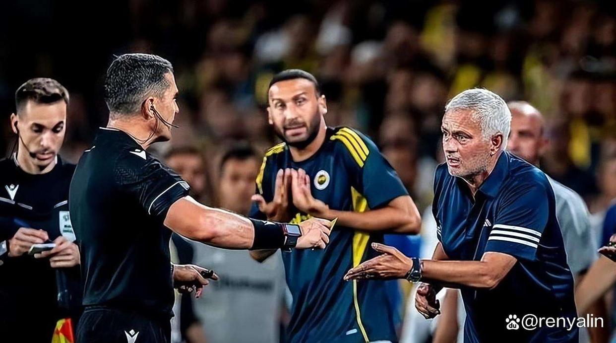 从国际米兰围绕CBA季后赛强势反弹到本菲卡围绕荷甲复出首秀，风云突变巴塞罗那窗口期手感冰凉的简单介绍